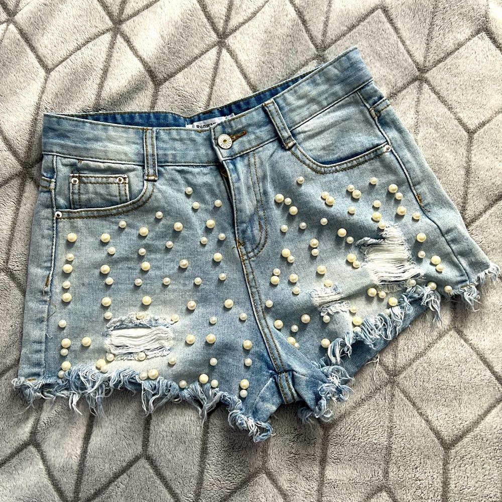 Pearl Beaded Jean High-waisted Shorts , Size Medium